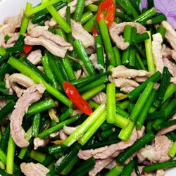 韭菜花炒肉丝的做法[图]