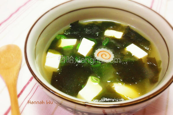 豆腐海带芽味噌汤