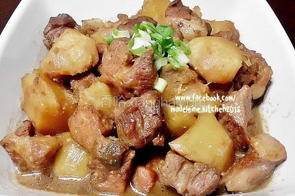 马铃薯红烧肉