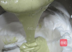 抹茶苹果戚风蛋糕的做法图解5