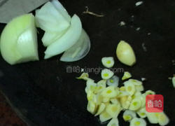 洋葱炒香肠的做法图解6