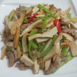 芹菜炒肉丝豆干的做法[图]