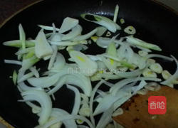 洋葱炒香肠的做法图解9