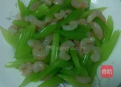 花椒油凉拌西芹虾仁的做法图解5