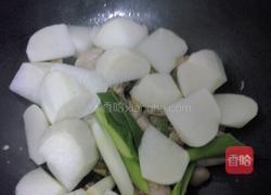 兔肉闷萝卜的做法图解7