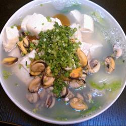 海虹豆腐煲的做法[图]