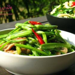 芹菜肉丝的做法[图]