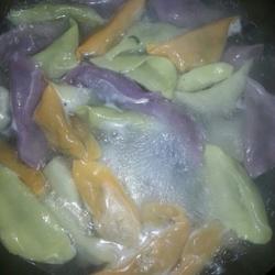 彩虹饺子的做法[图]