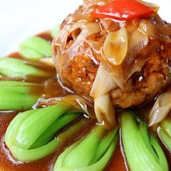 红烧狮子头的做法[图]