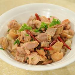 芋头烧鸡肉的做法[图]