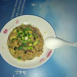 美味炒饭的做法[图]