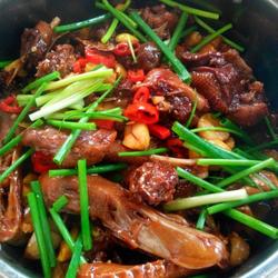 板栗烧鸭的做法[图]