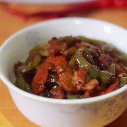 尖椒焖肉的做法[图]