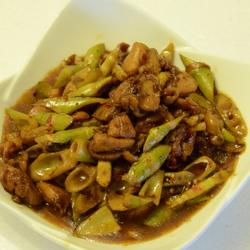 竹笋烧鸡的做法[图]
