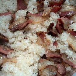 腊肉糯米饭的做法[图]