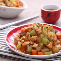三色鸡丁的做法[图]