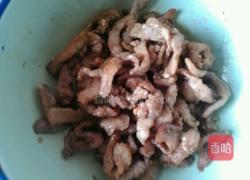 茶树菇炒瘦肉的做法图解3