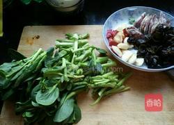 香肠炒菜苔的做法图解1
