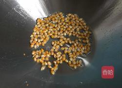 家常爆米花的做法图解1