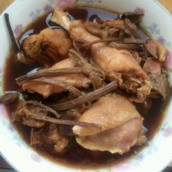 茶树菇炖柴鸡的做法[图]