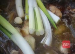 茶树菇炖柴鸡的做法图解6