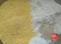 奶香玉米饼的做法图解1