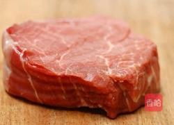 孜然炒肉的做法图解1