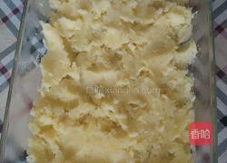 芝士鲜虾焗土豆泥的做法图解2