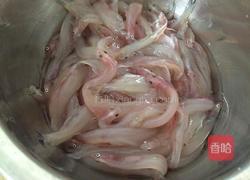 炸面条鱼的做法图解1