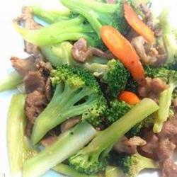 梅肉炒花椰的做法[图]