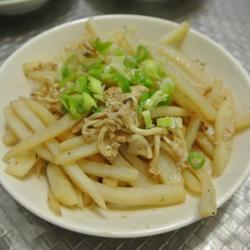 洋芋炒菇的做法[图]