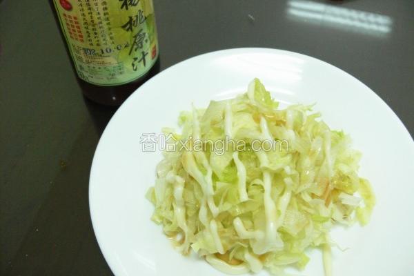 杨桃原汁拌莴苣