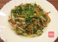豌豆苗炒三丝的做法图解4