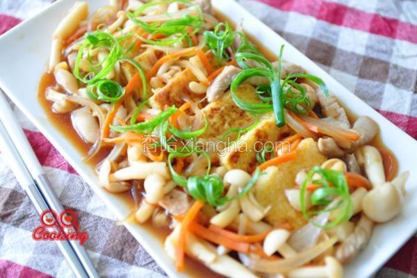 蚝油菇菇烩豆腐