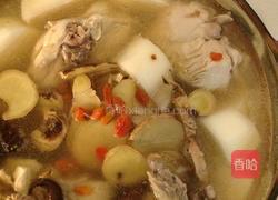 山药枸杞鸡汤的做法图解4