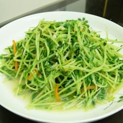 蒜炒豆苗的做法[图]