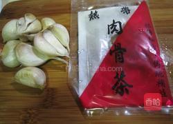 肉骨茶火锅的做法图解1