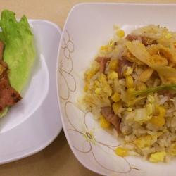 黄金泡菜炒饭的做法[图]