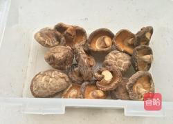 快速泡发香茹的做法图解1