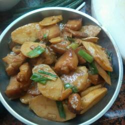 淮山焖五花肉的做法[图]