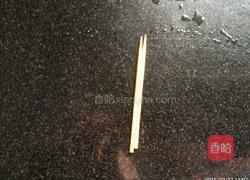 螺肉韭菜的做法图解2