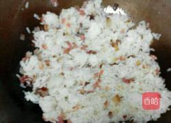 腊肉炒饭的做法图解3