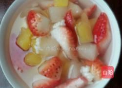 酒酿水果甜汤。的做法图解4