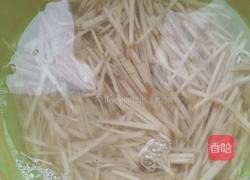 肉丝炒芥菜疙瘩。的做法图解3