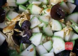 木耳西葫芦。的做法图解4