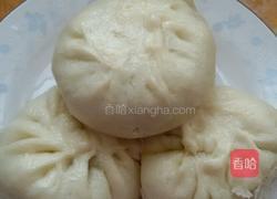 韭菜海鲜包子。的做法图解11