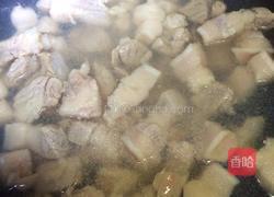 莴笋焖五花肉的做法图解1