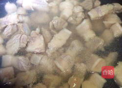 莴笋焖肉的做法图解1