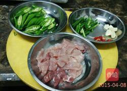 平菇炒肉的做法图解3