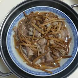 黄花菜蒸排骨的做法[图]